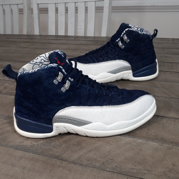 Nike Air Jordan 12 International Flight Sneakers Sz 8 - Picture 2 of 6